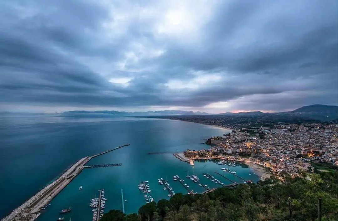 Le Nereidi Bed & Breakfast Castellammare del Golfo